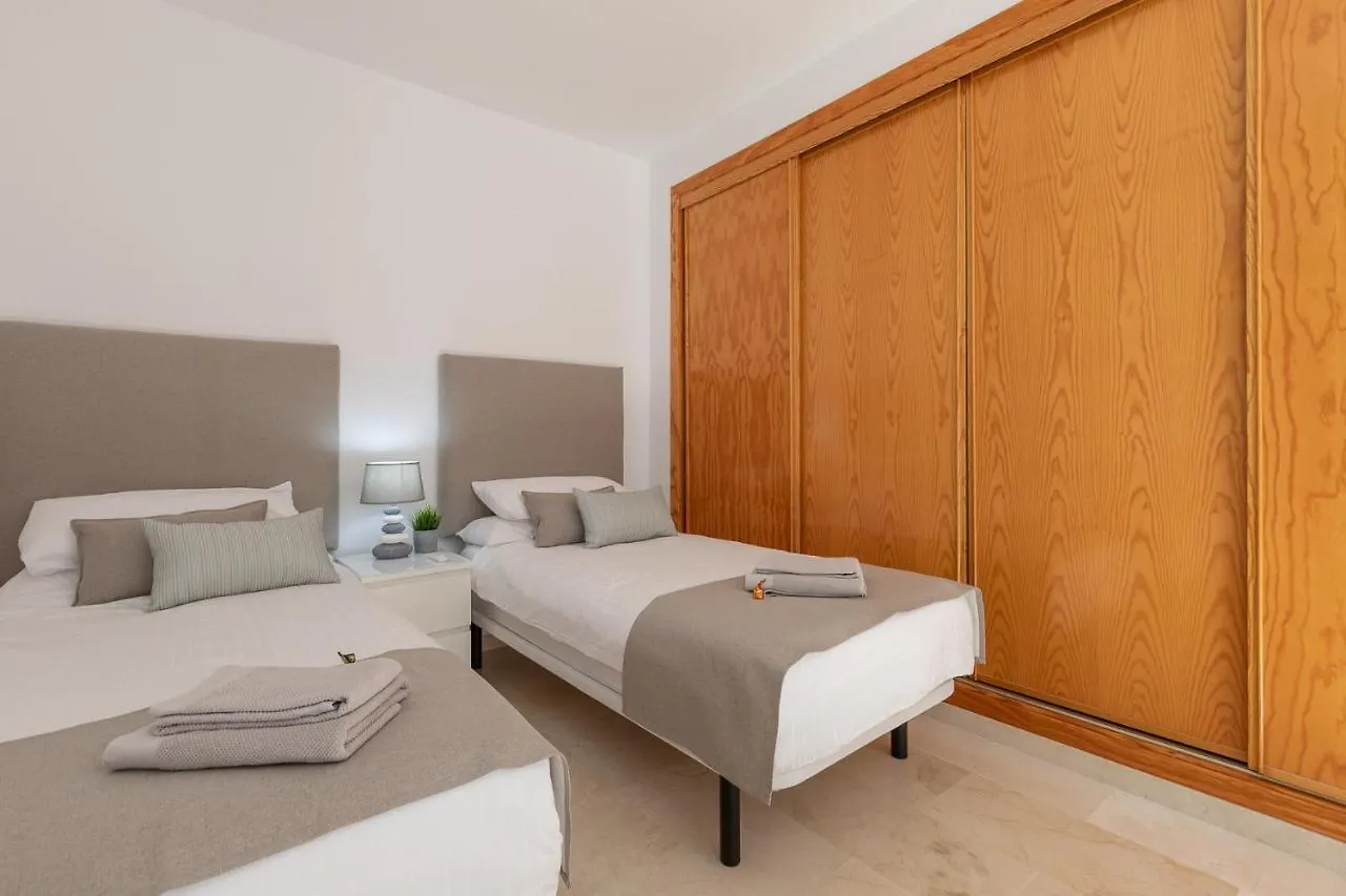 Apartamento Con Vistas Al Golf Sitio de Calahonda Apartment