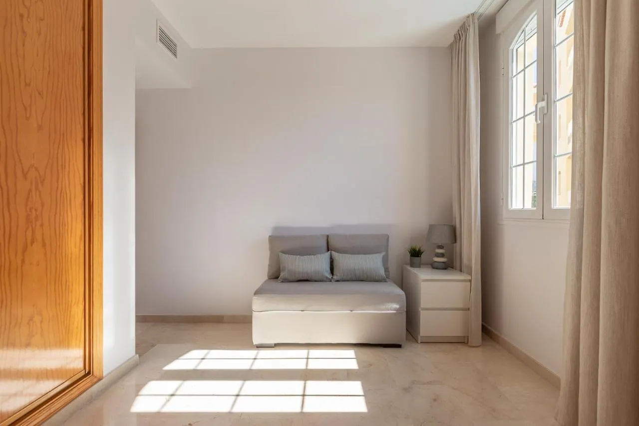 Apartamento Con Vistas Al Golf Sitio de Calahonda 0*,  Spain